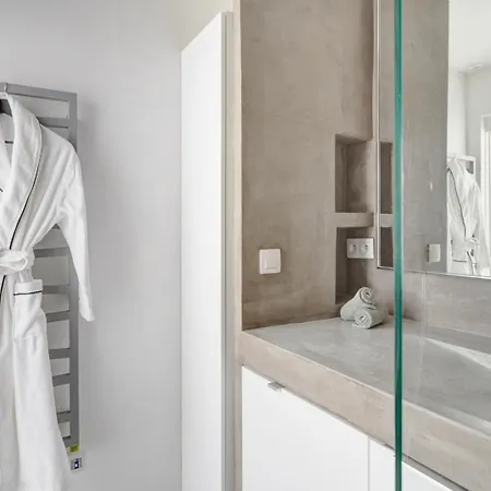 Bnbnook - Stylish 2br - Pompidou & De Apartman Párizs