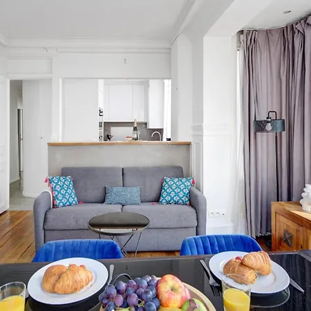 Bnbnook - Stylish 2br - Pompidou & De Apartman *
