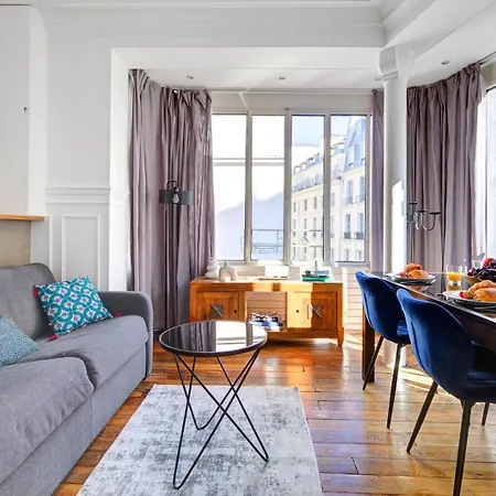 Bnbnook - Stylish 2br - Pompidou & De *